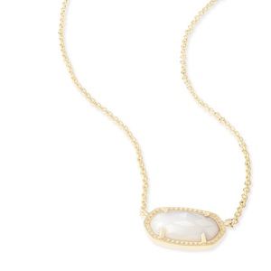 Kendra Scott necklace